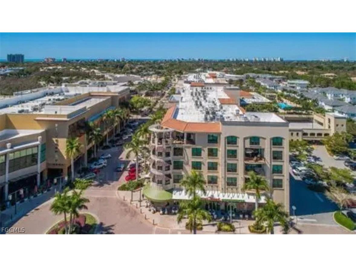 663 110th Avenue N Naples FL 34108 2026007122 image32