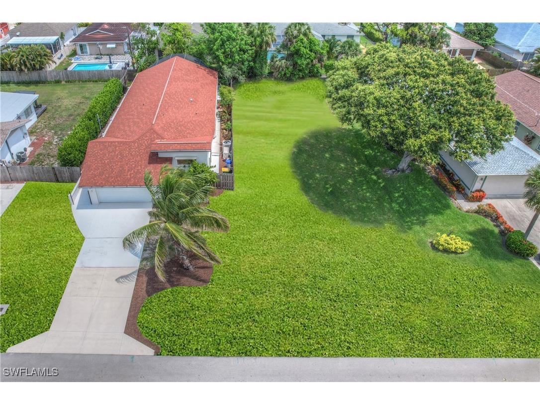 663 110th Avenue N Naples FL 34108 225051519 image1