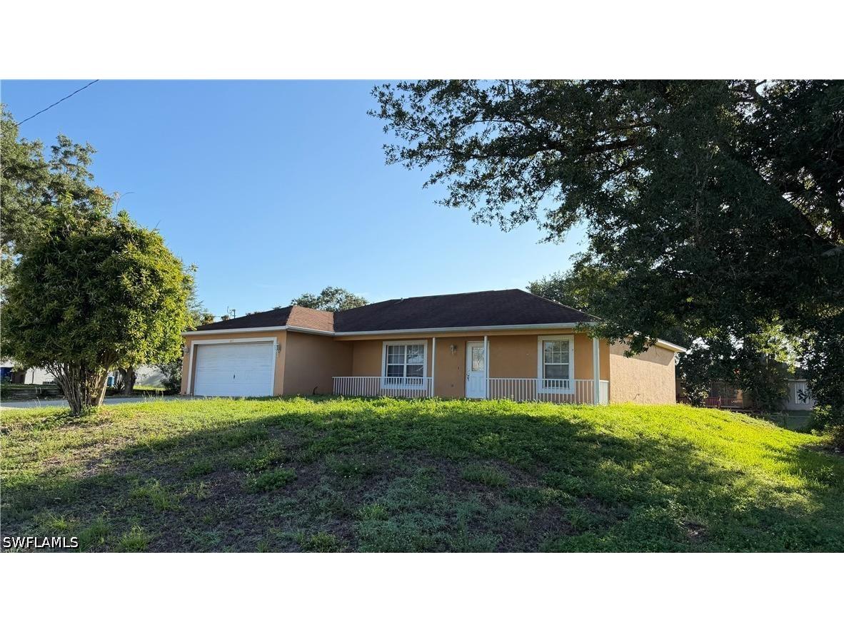 663 Dubarry Avenue S Lehigh Acres FL 33974 226021256 image2