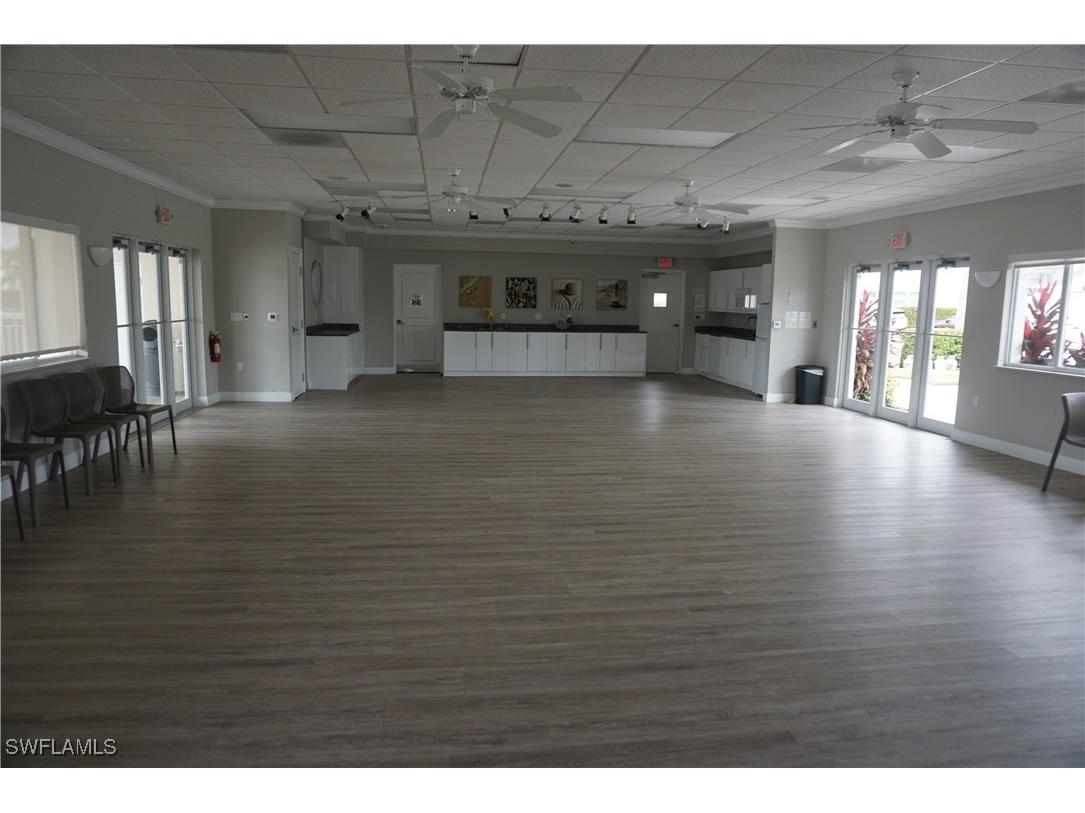 663 S 12th Avenue #663 Naples FL 34102 225078664 image5