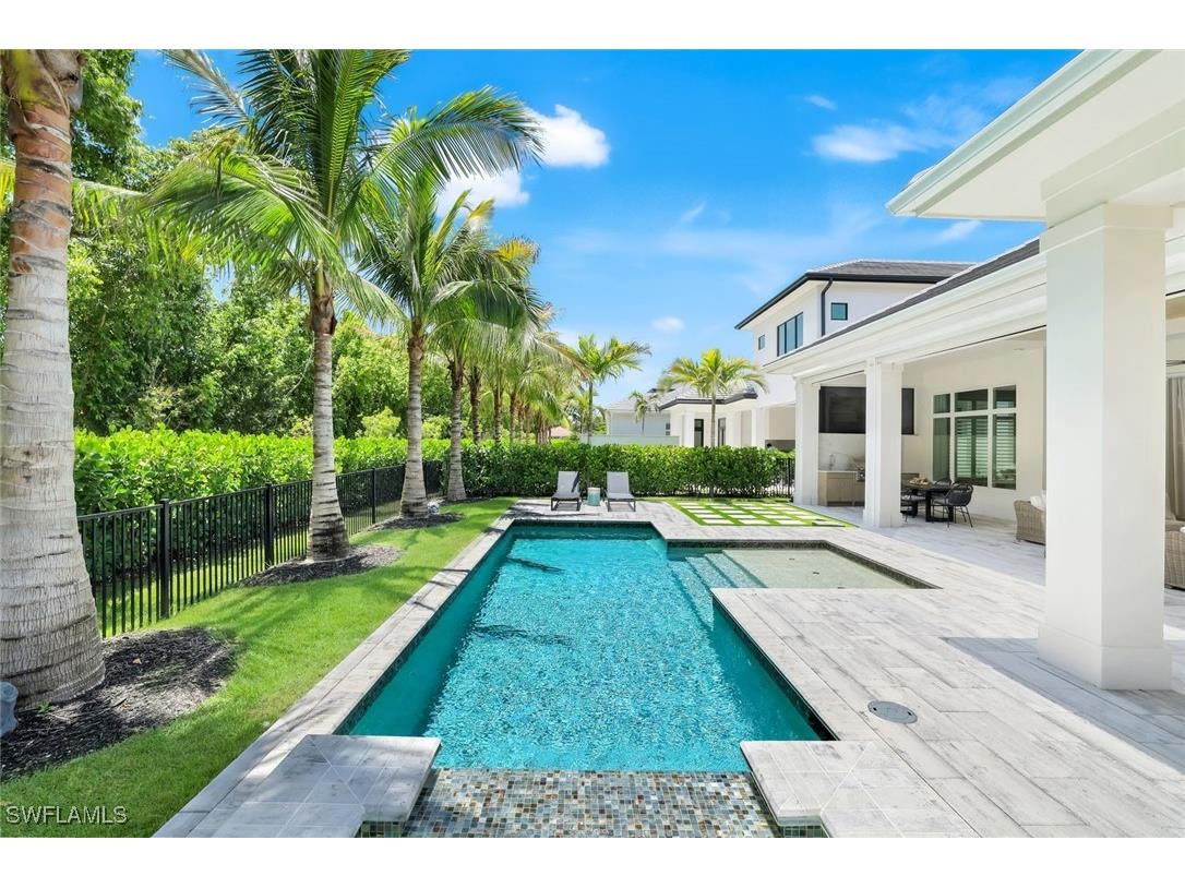 6630 Palisades Avenue Naples FL 34109 225050179 image34