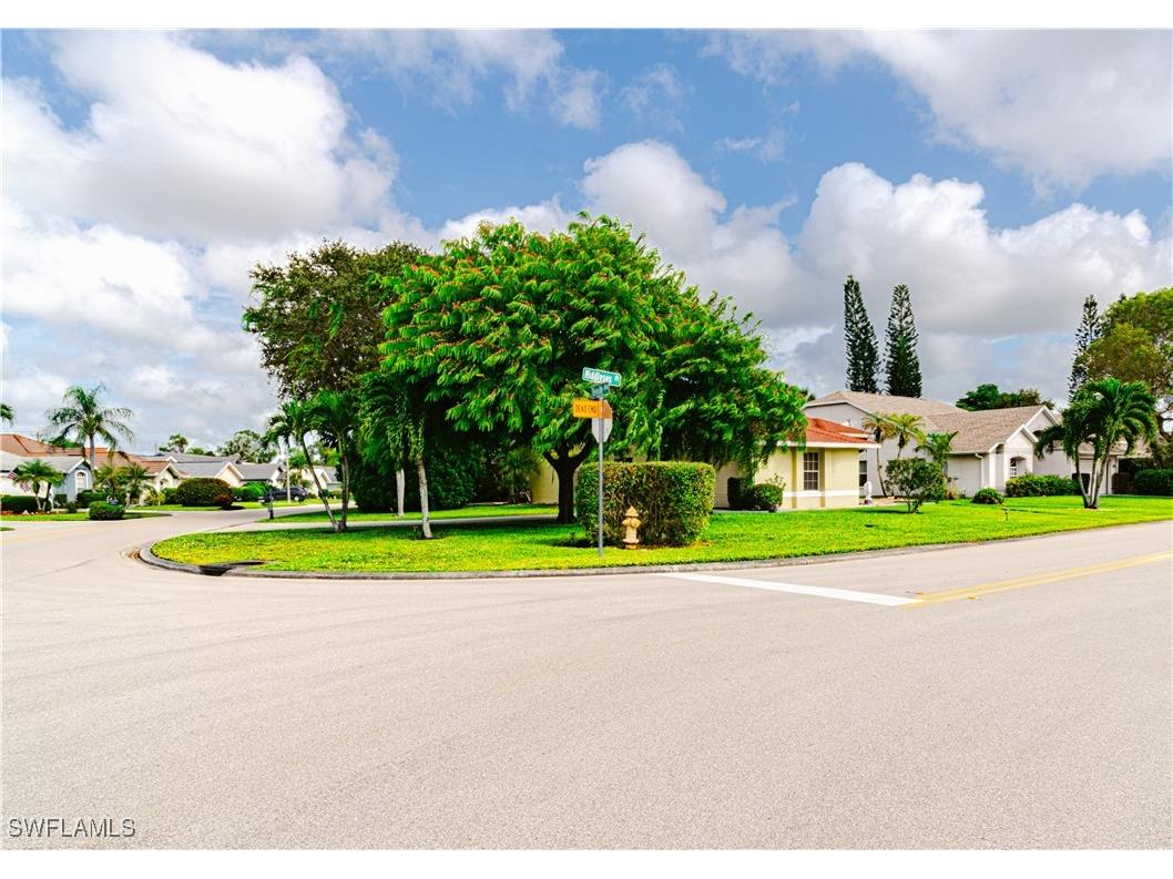 6631 Middlesex Place Naples FL 34104 225073011 image24