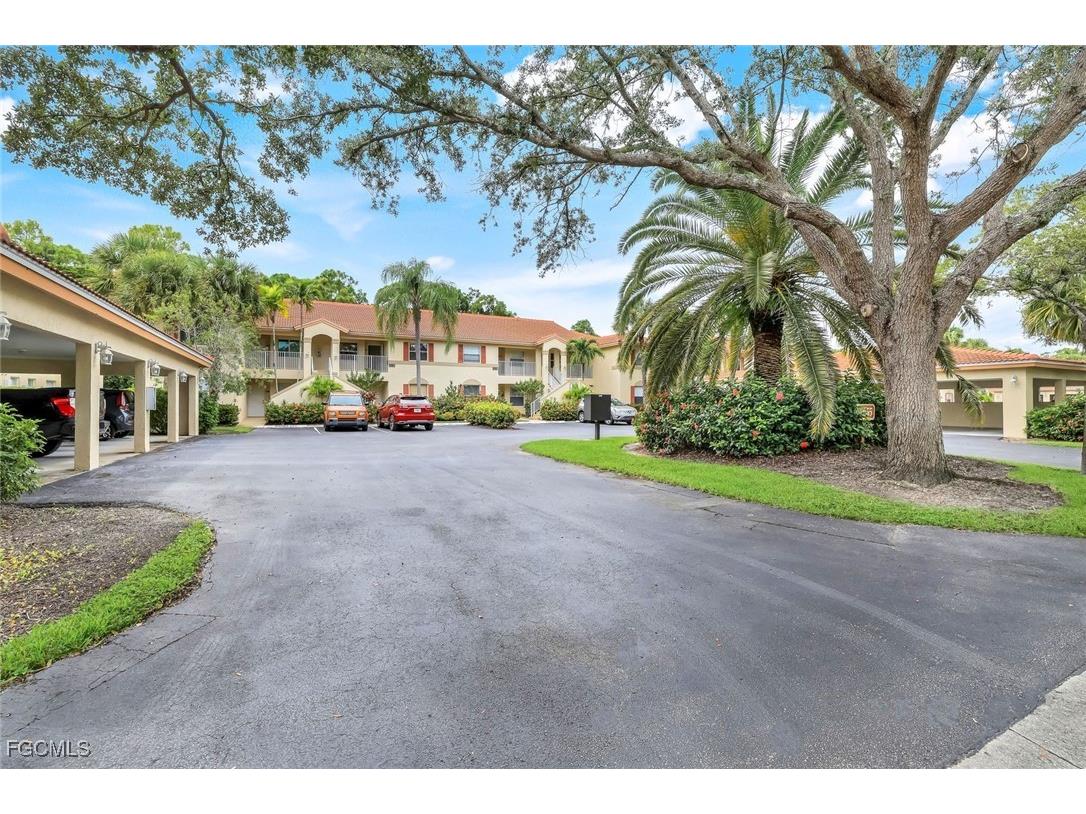 6635 Huntington Lakes Circle #202 Naples FL 34119 2025010610 image28
