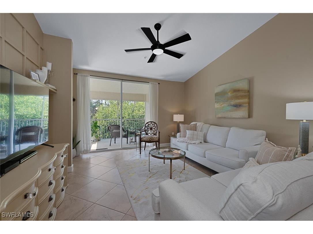 6635 Huntington Lakes Circle #203 Naples FL 34119 225023388 image1