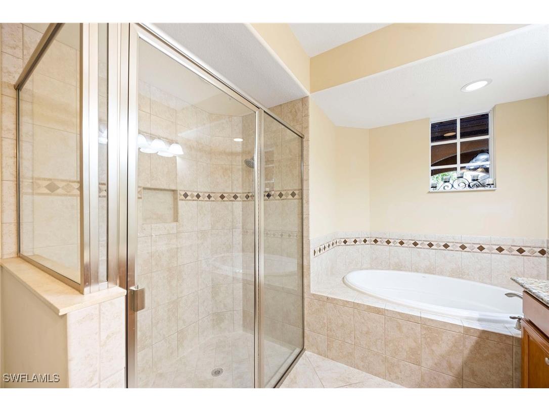 6637 Alden Woods Circle #102 Naples FL 34113 225054190 image14