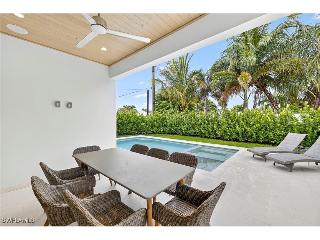664 100th Avenue N Naples FL 34108 225070910 image36
