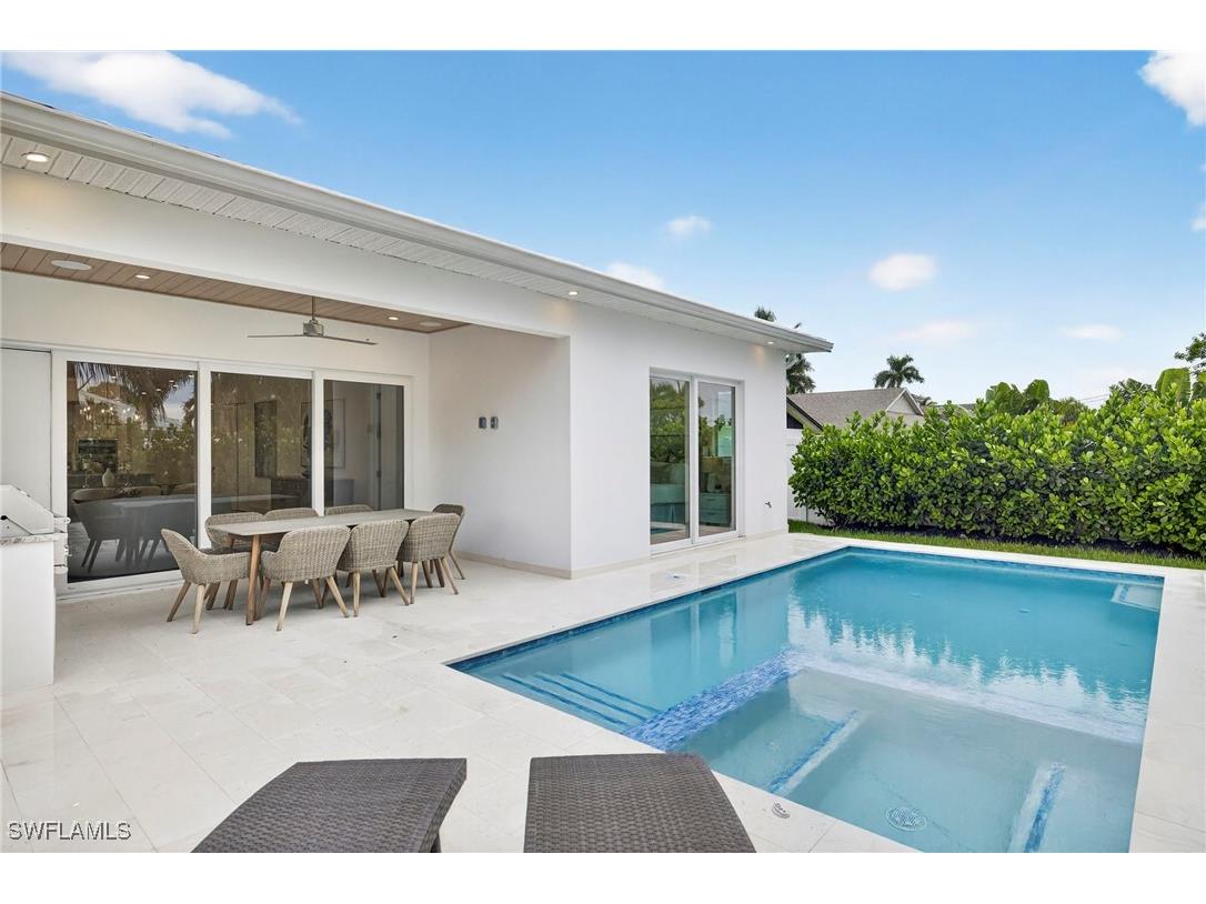 664 100th Avenue N Naples FL 34108 225070910 image39