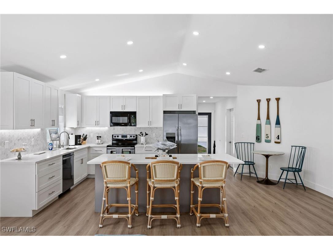 664 102nd Avenue N Naples FL 34108 225060635 image14