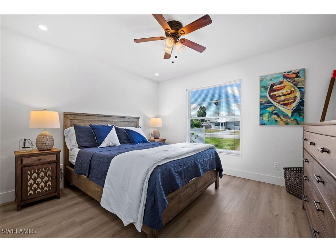 664 102nd Avenue N Naples FL 34108 225060635 image22