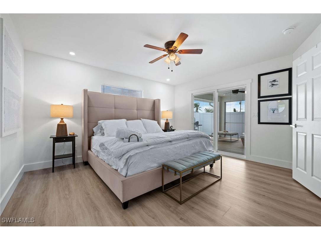 664 102nd Avenue N Naples FL 34108 225060635 image25