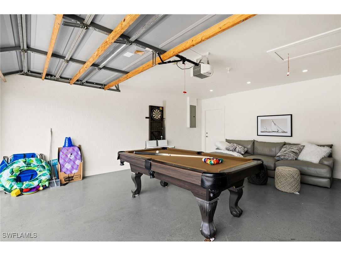 664 102nd Avenue N Naples FL 34108 225060635 image27