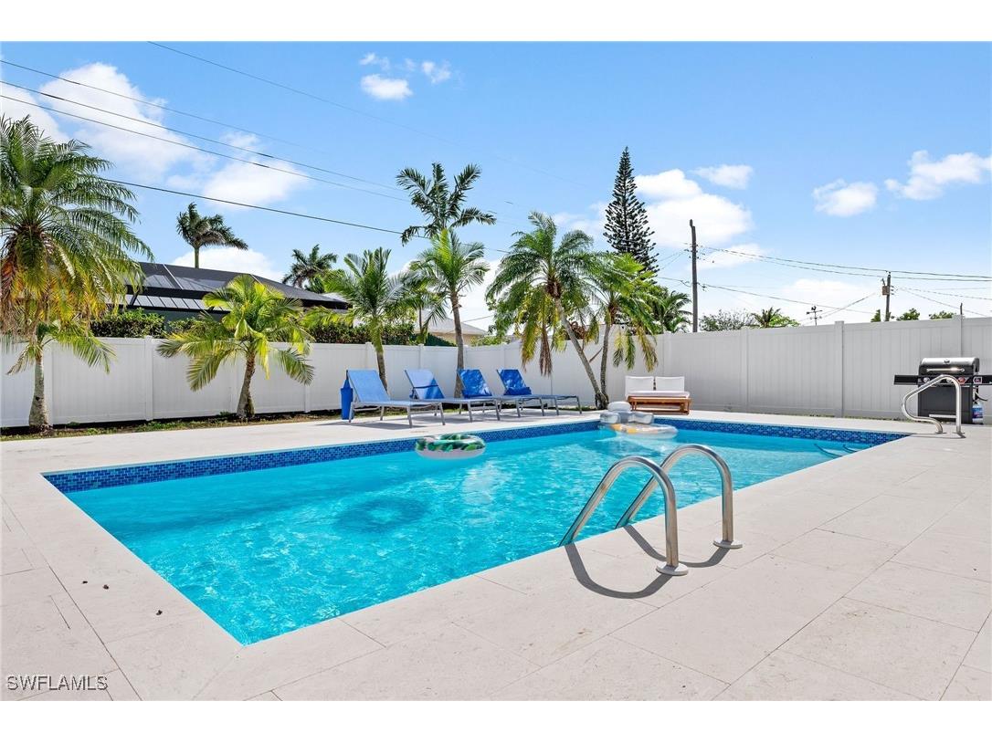 664 102nd Avenue N Naples FL 34108 225060635 image4