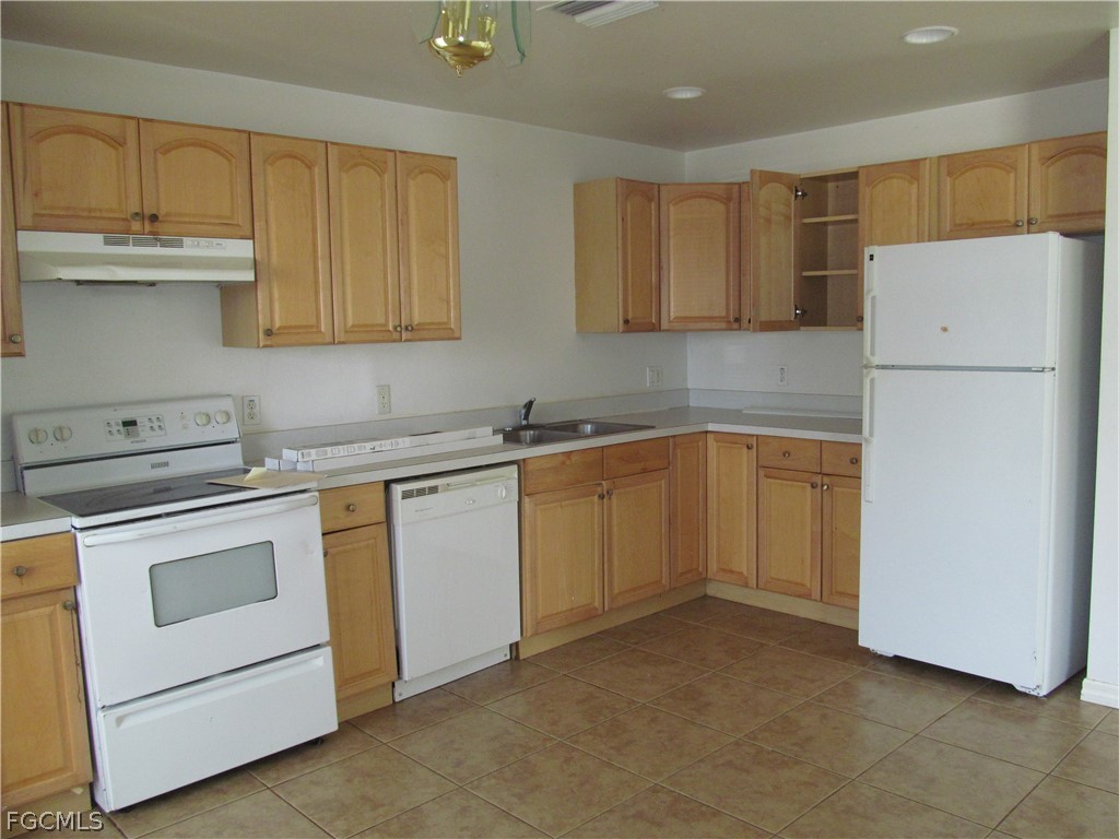 664 Alabama Road S Lehigh Acres FL 33974 2026010788 image2