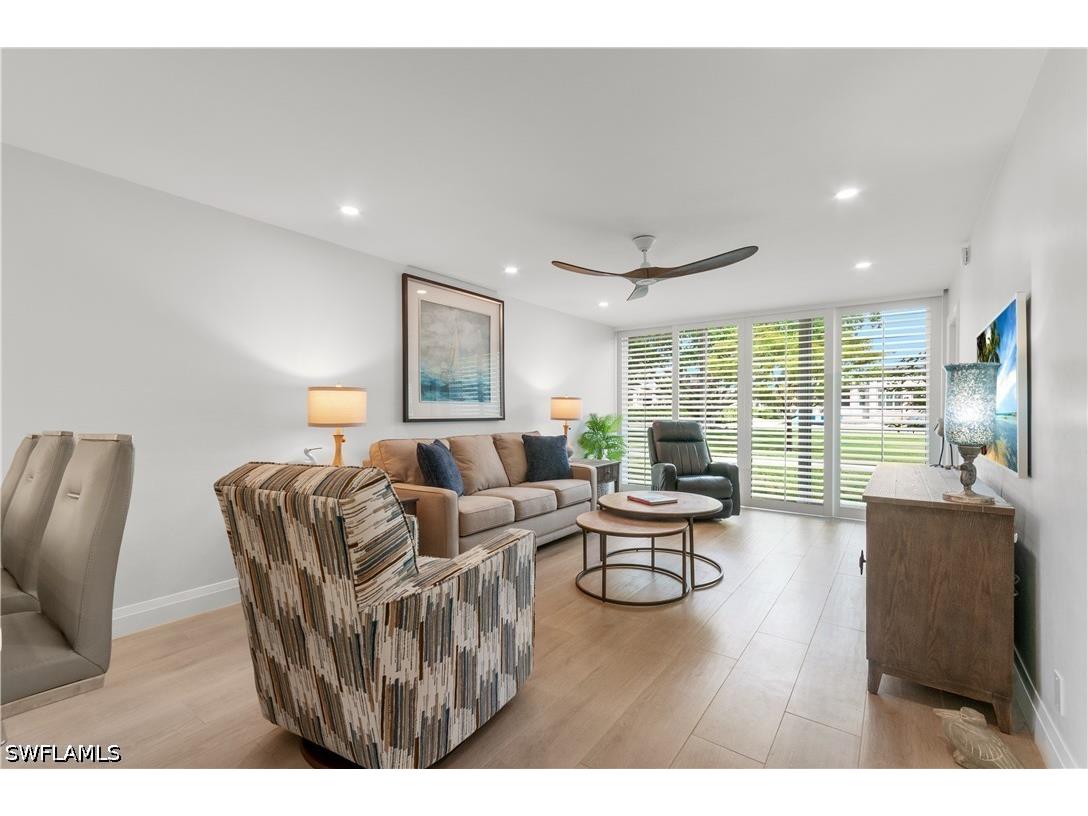 664 Broad Avenue S #J664 Naples FL 34102 226013510 image20