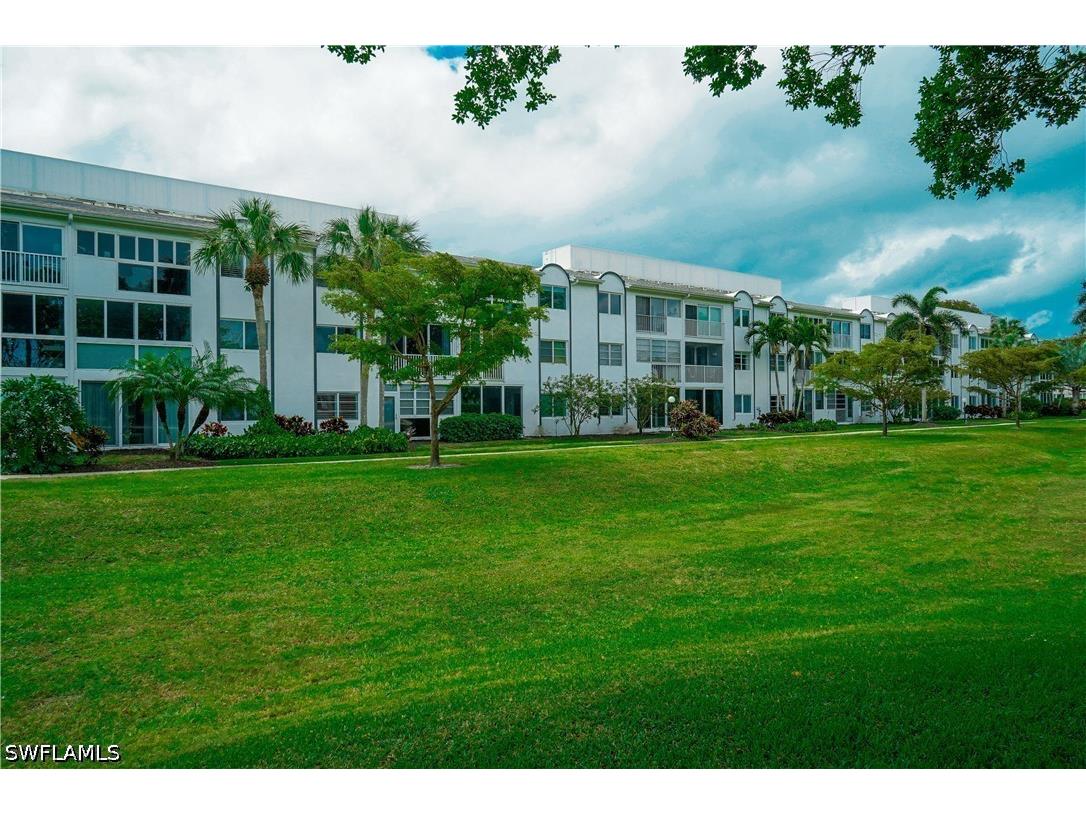 664 Broad Avenue S #J664 Naples FL 34102 226013510 image28
