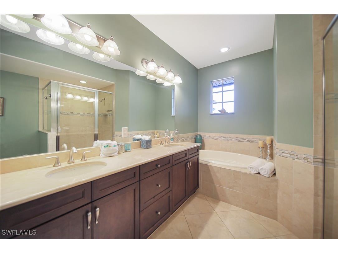 6641 Alden Woods Circle #201 Naples FL 34113 225068411 image11