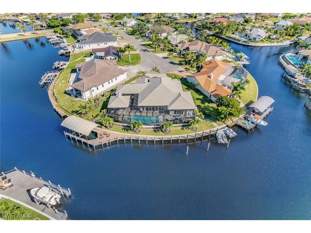 6642 Joanna Circle Fort Myers FL 33919 223090135 image1