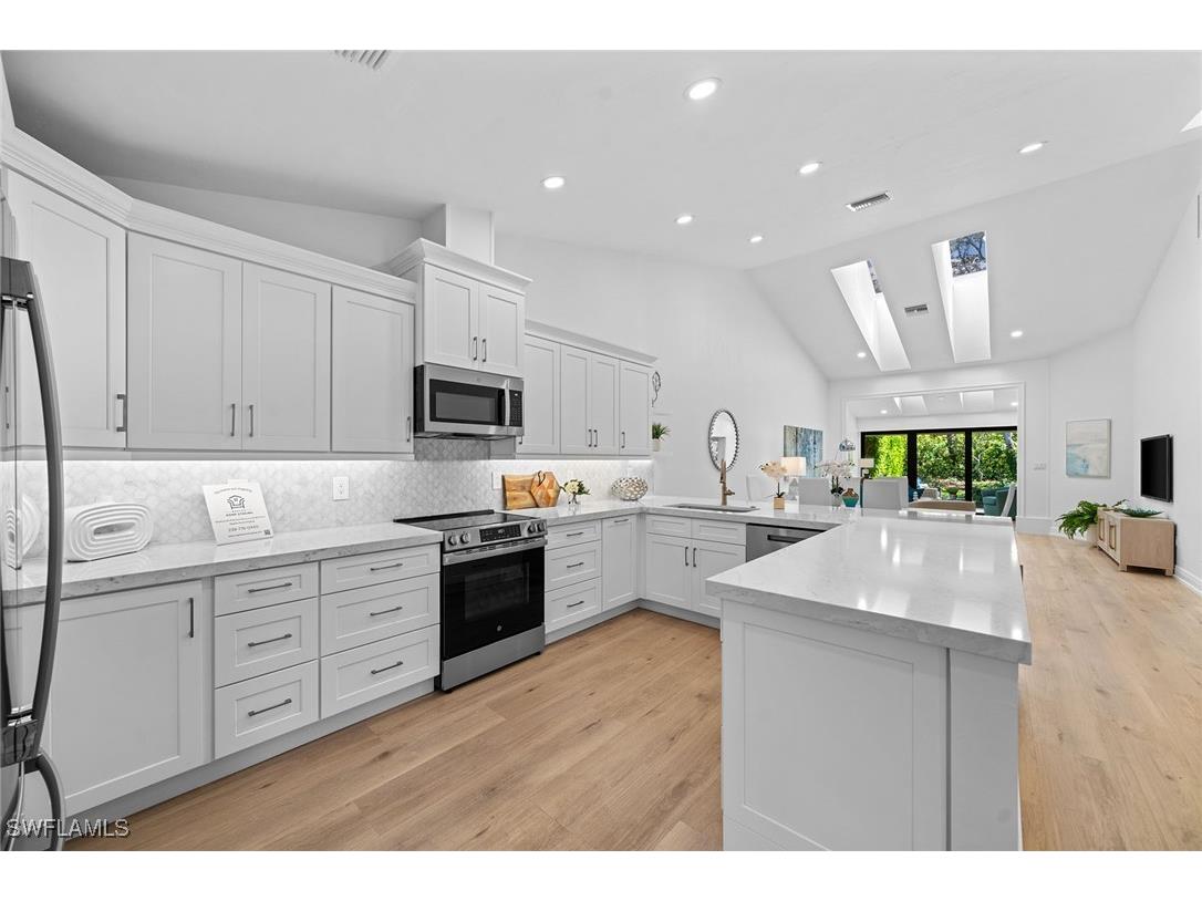 6644 Trident Way Naples FL 34108 225027603 image1