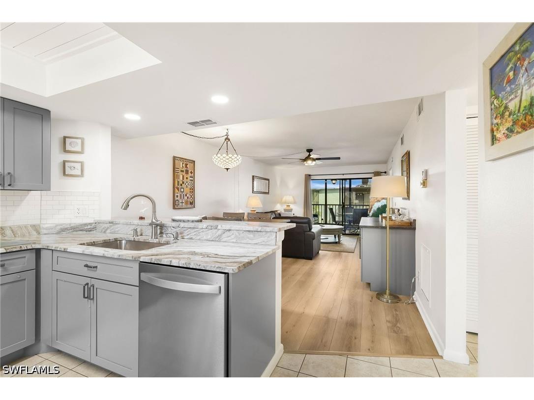 6645 Estero Boulevard #305 Fort Myers Beach FL 33931 226024273 image3