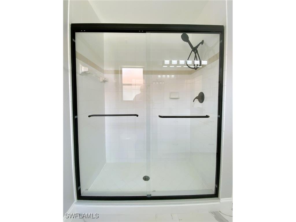 6645 Huntington Lakes Circle #204 Naples FL 34119 225069627 image15