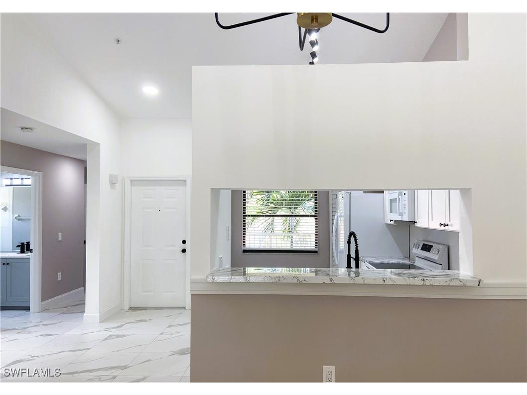 6645 Huntington Lakes Circle #204 Naples FL 34119 225069627 image4