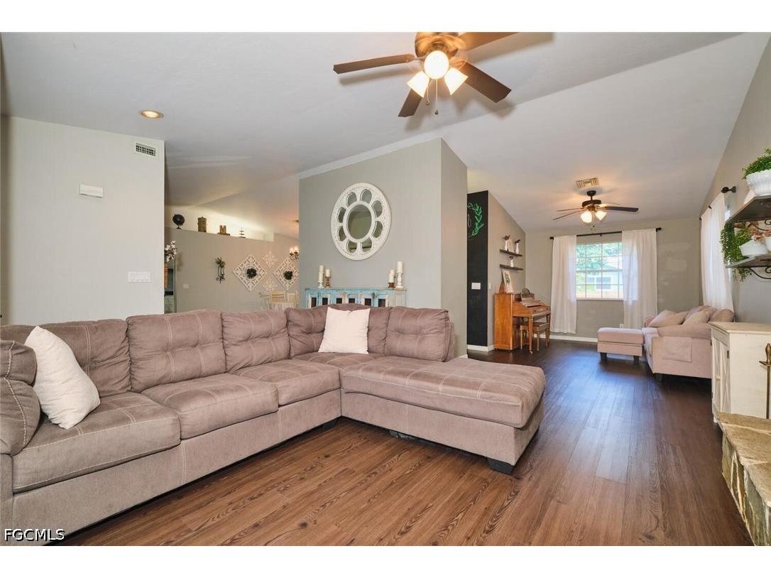 6649 Hartland Street Fort Myers FL 33966 2026015853 image17