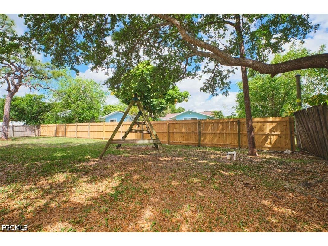 6649 Hartland Street Fort Myers FL 33966 2026015853 image48