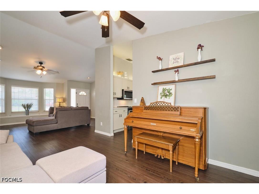 6649 Hartland Street Fort Myers FL 33966 2026015853 image8