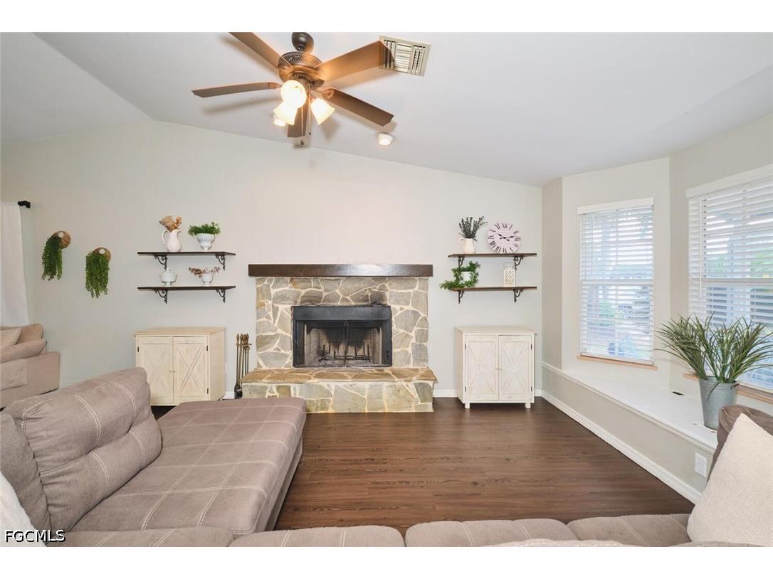 6649 Hartland Street Fort Myers FL 33966 2026015853 image9