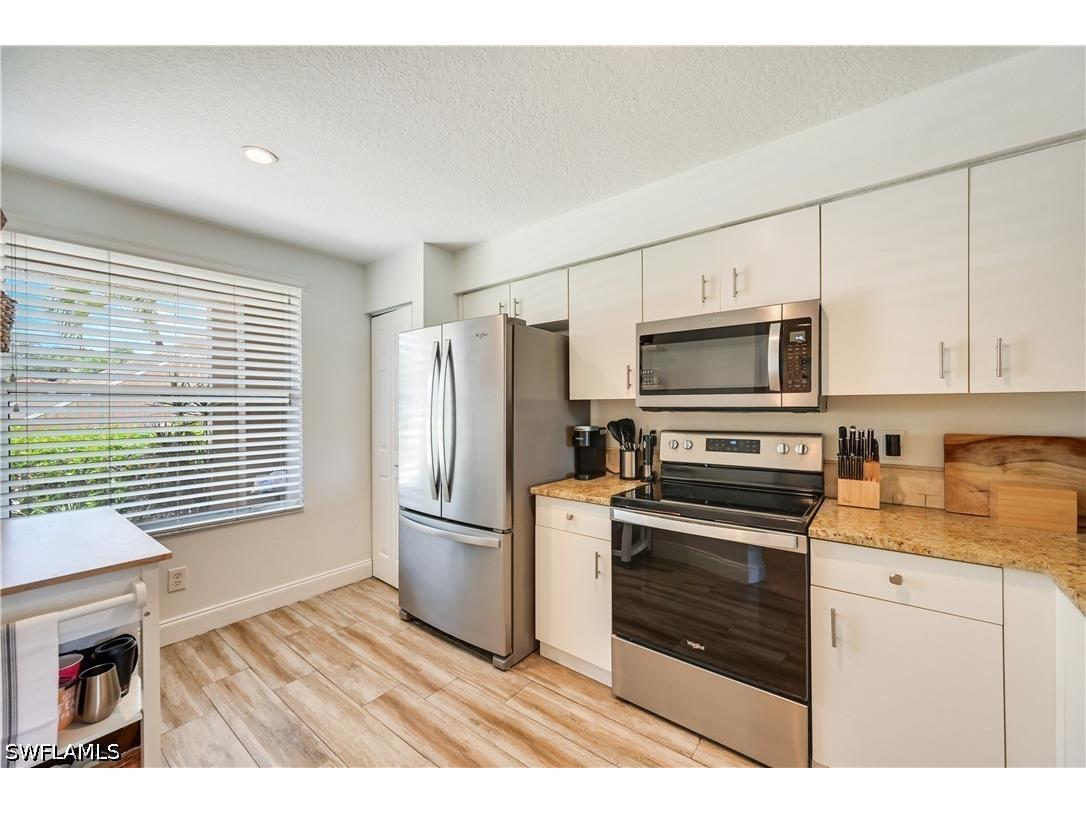 6650 Huntington Lakes Circle #102 Naples FL 34119 226021807 image12