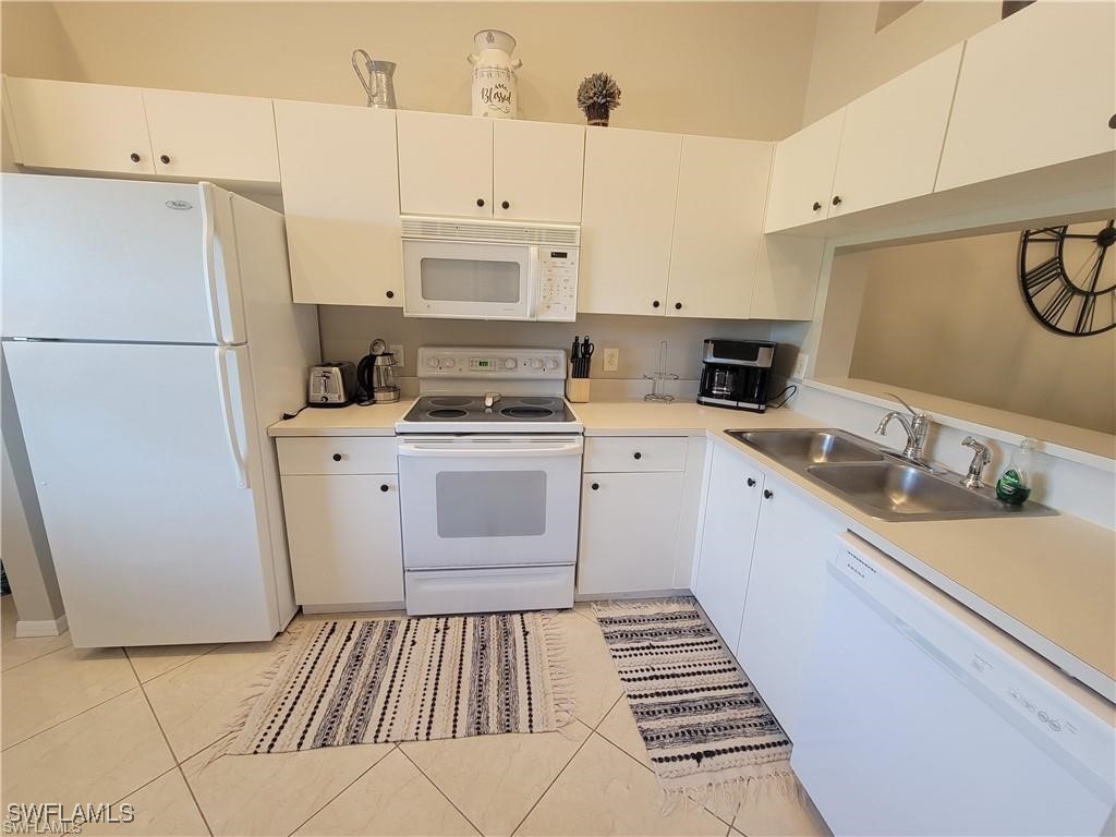 6655 Huntington Lakes Circle #202 Naples FL 34119 225058127 image5