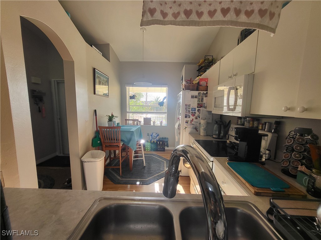 6655 Huntington Lakes Circle #204 Naples FL 34119 225067074 image18