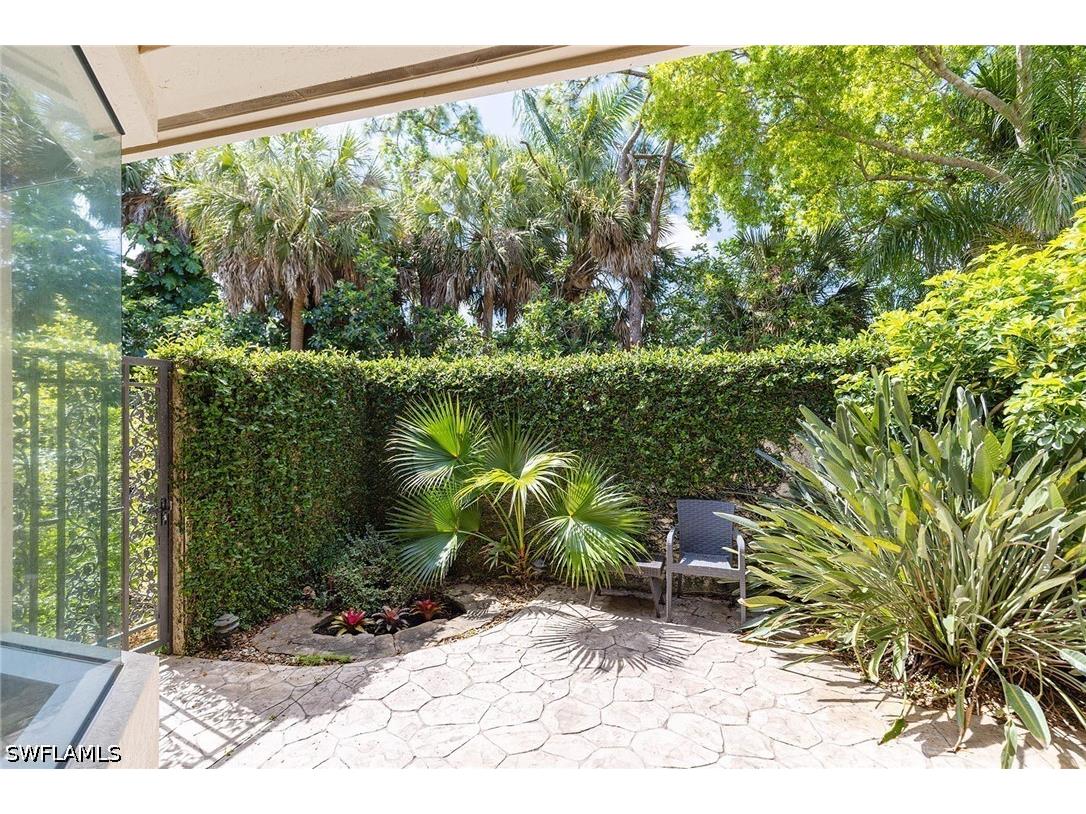 6656 Trail Boulevard Naples FL 34108 226014848 image28