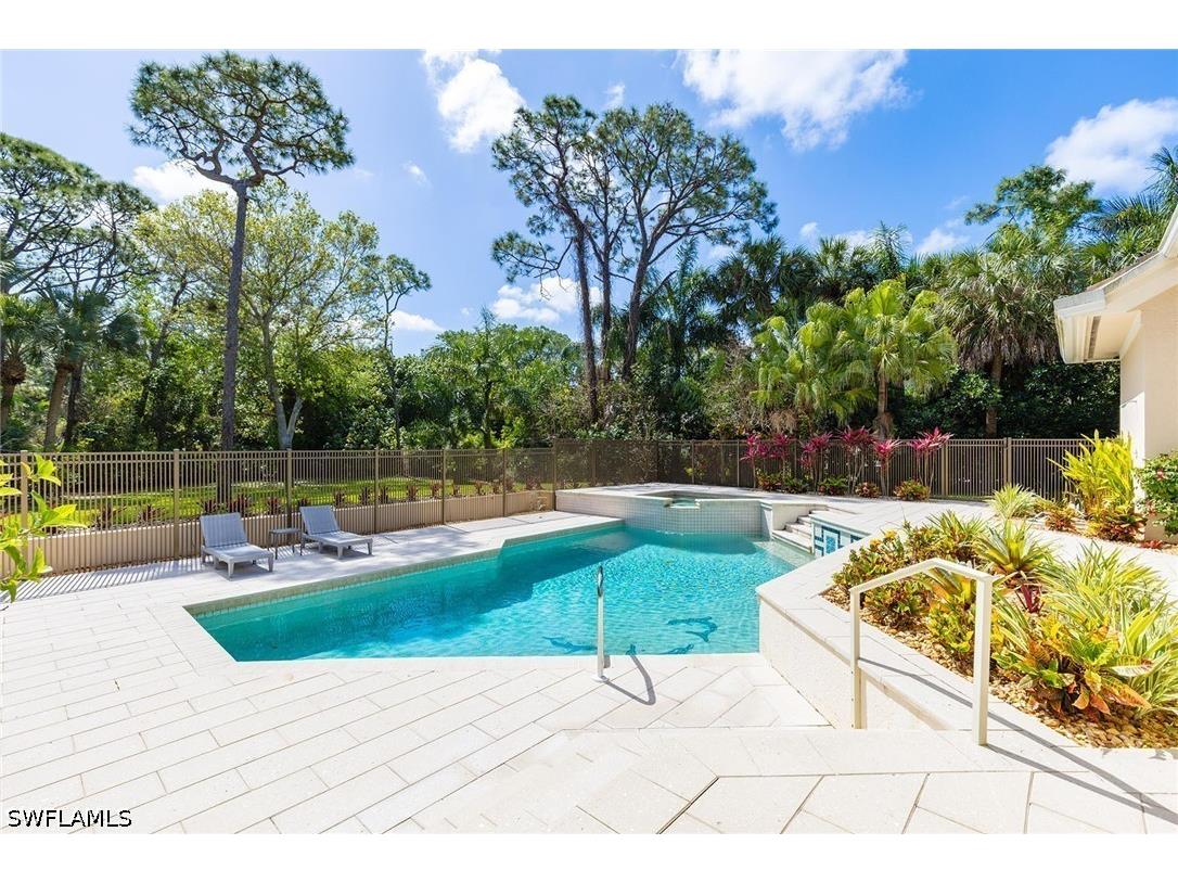 6656 Trail Boulevard Naples FL 34108 226014848 image32