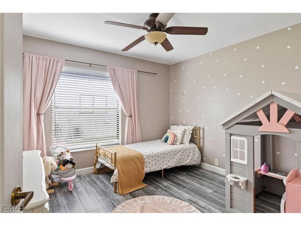 6656 Wakefield Drive Fort Myers FL 33966 2026002555 image10