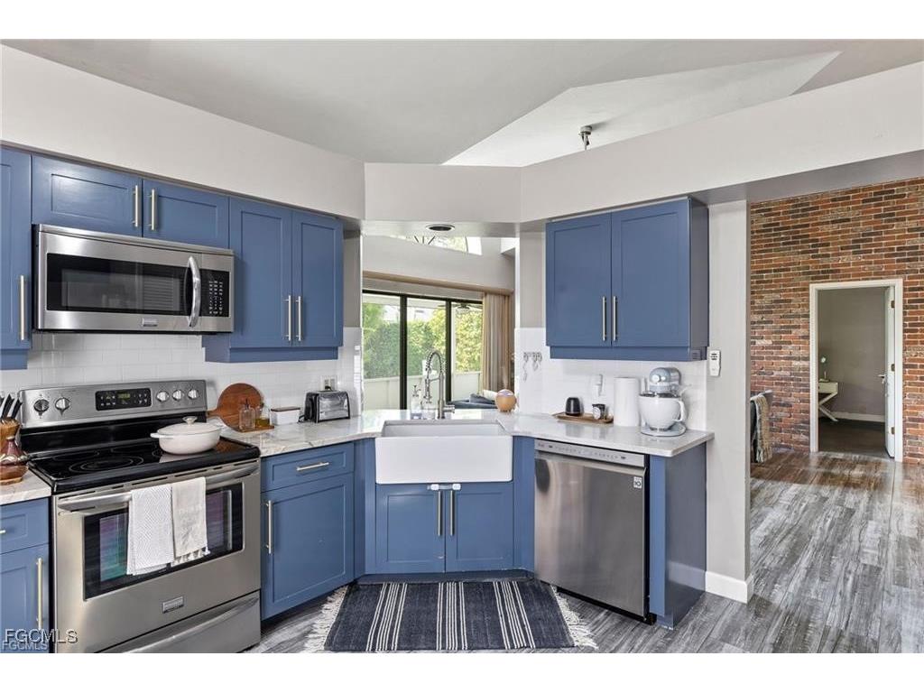 6656 Wakefield Drive Fort Myers FL 33966 2026002555 image19