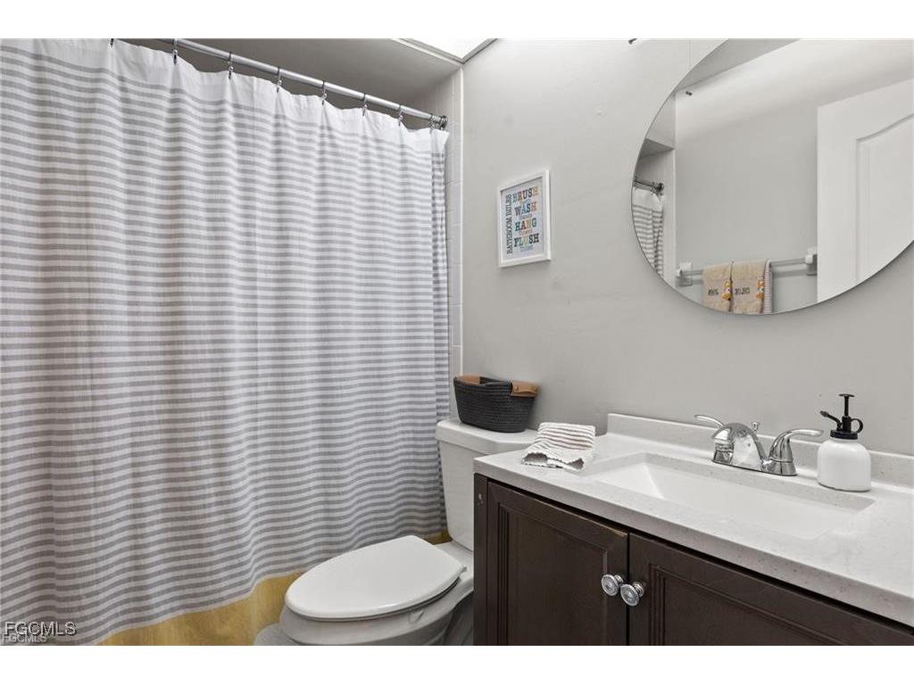 6656 Wakefield Drive Fort Myers FL 33966 2026002555 image7