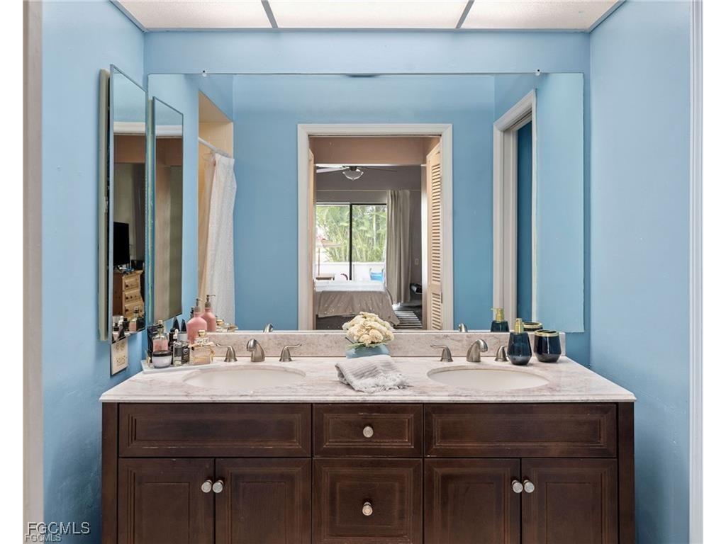 6656 Wakefield Drive Fort Myers FL 33966 2026002555 image8