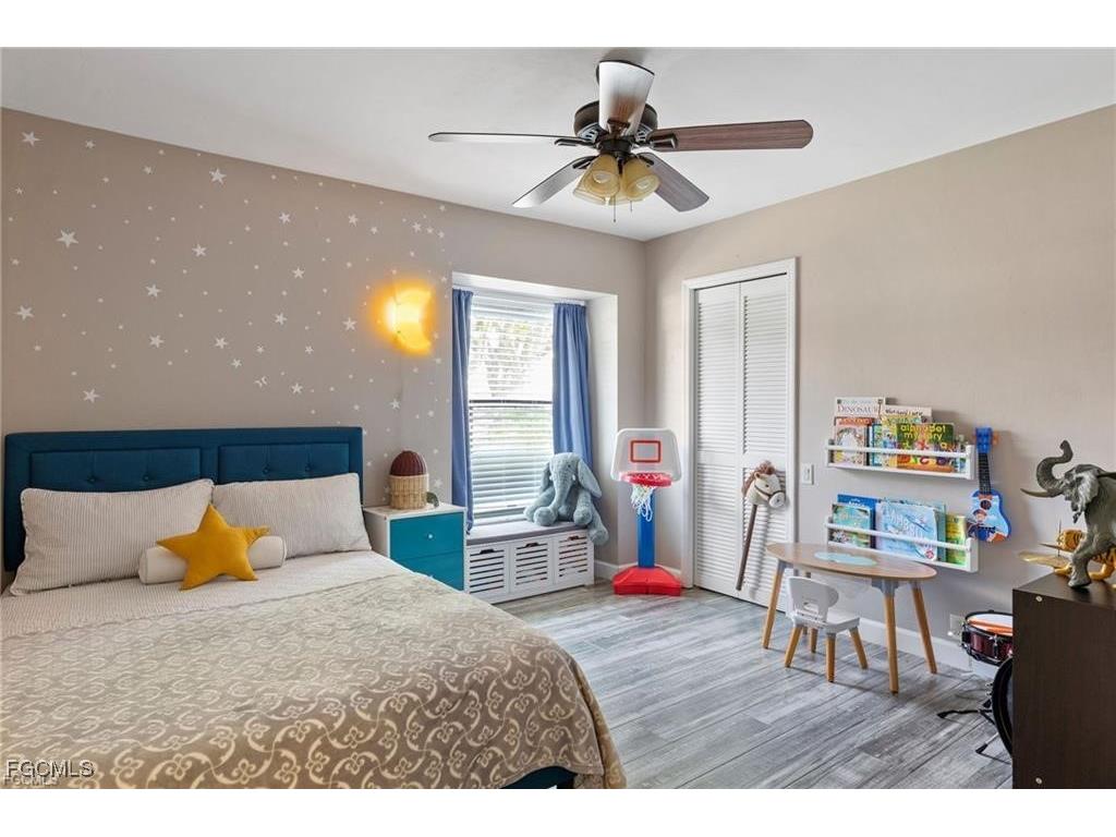 6656 Wakefield Drive Fort Myers FL 33966 2026002555 image9