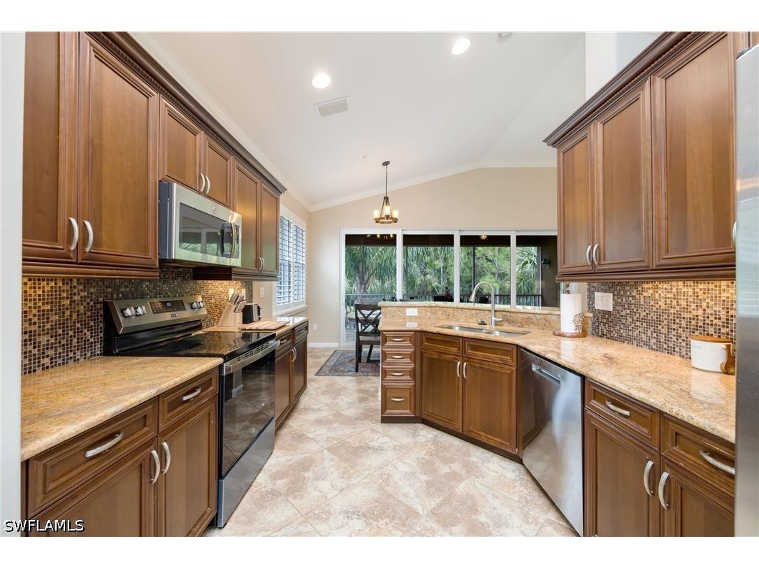 6657 Alden Woods Circle #201 Naples FL 34113 226022772 image7