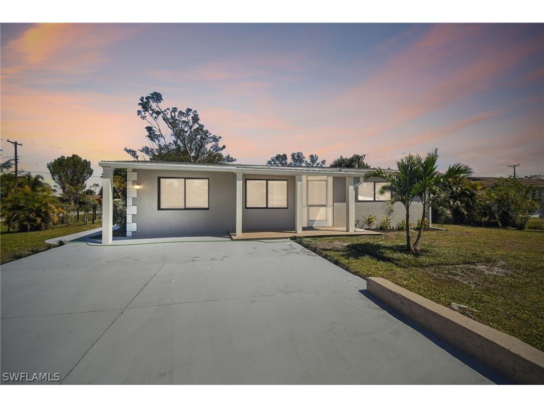 6659 Fiesta Way Fort Myers FL 33919 224019441 image1