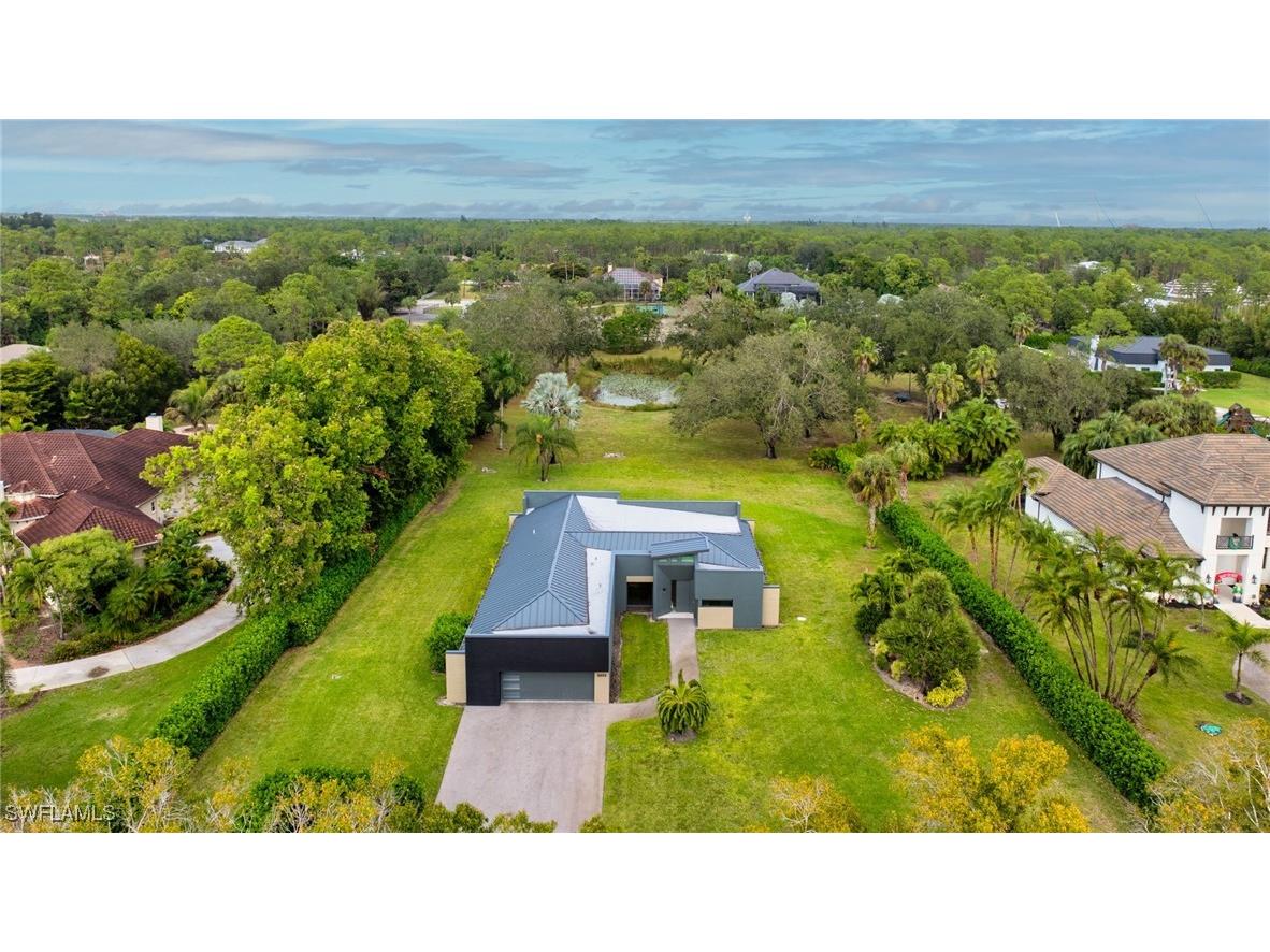 6659 Livingston Woods Lane Naples FL 34109 226000310 image1