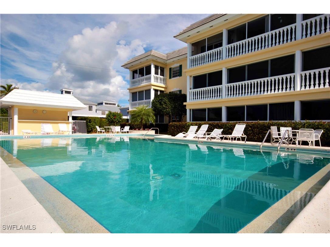 666 3rd Street S #201 Naples FL 34102 225069944 image14