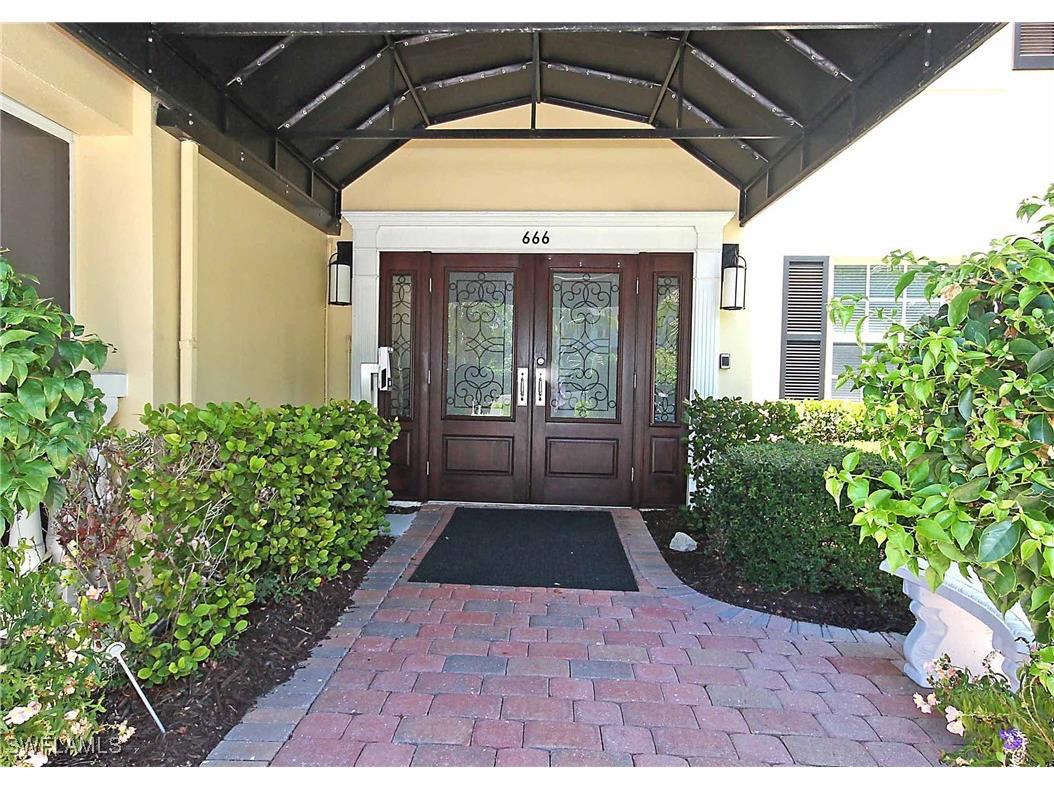 666 3rd Street S #201 Naples FL 34102 225069944 image16