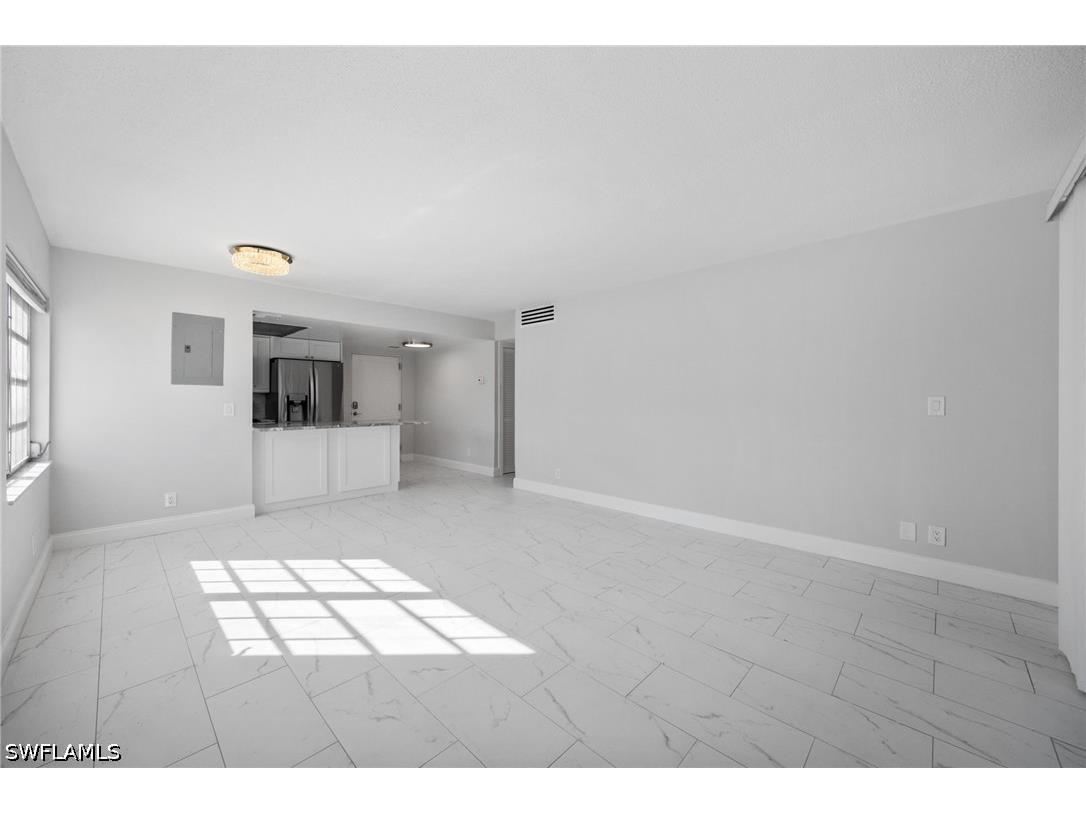 666 3rd Street S #106 Naples FL 34102 226016315 image10