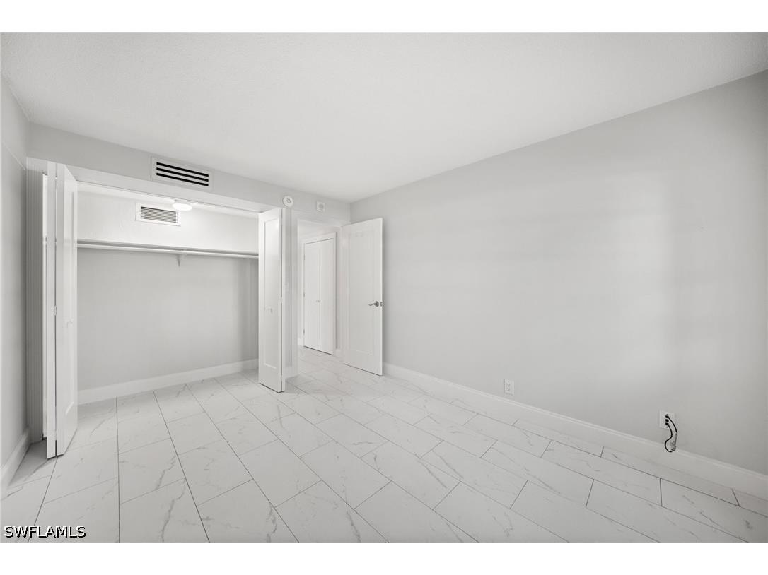 666 3rd Street S #106 Naples FL 34102 226016315 image16