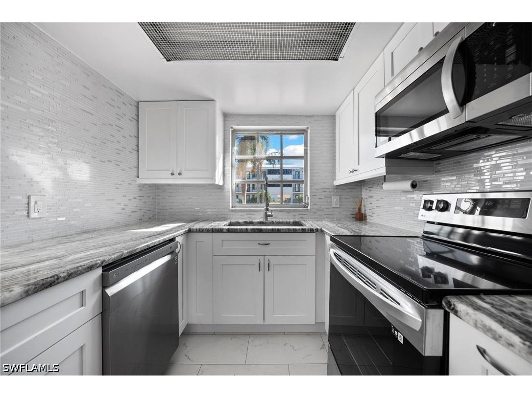 666 3rd Street S #106 Naples FL 34102 226016315 image8