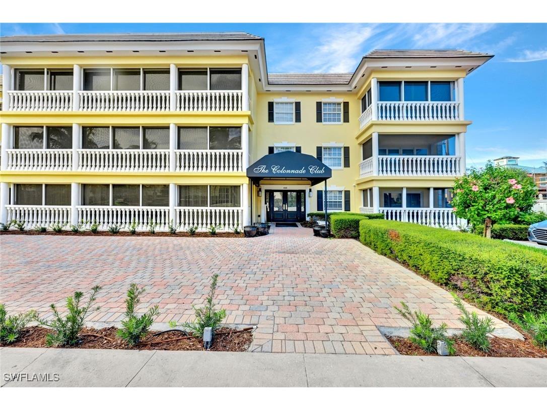 666 3rd Street S #304 Naples FL 34102 225028440 image1