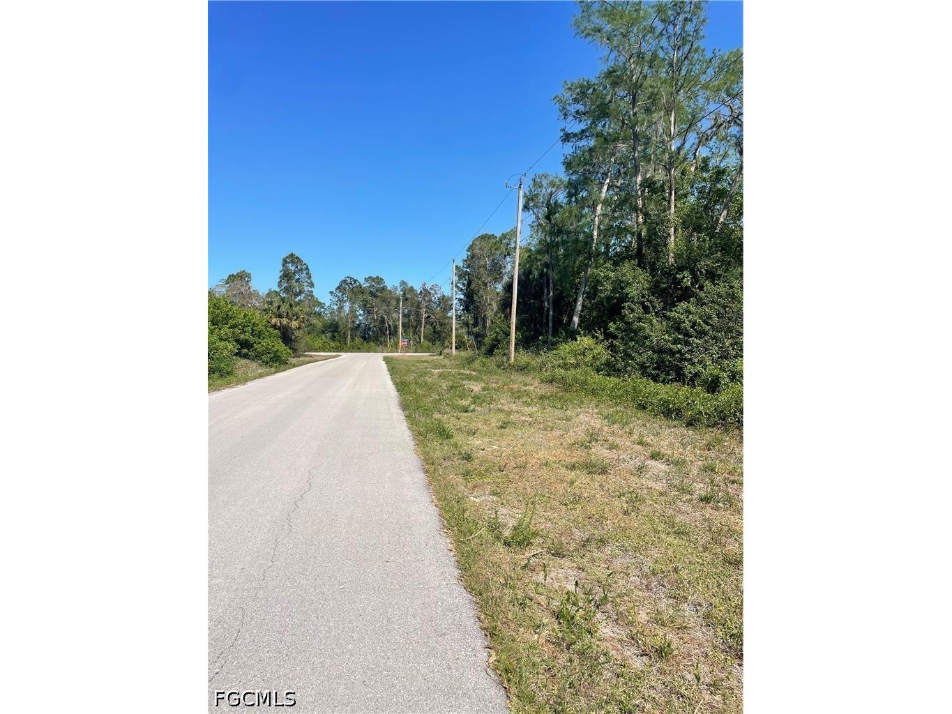 666 Knapp Street Lehigh Acres FL 33974 2026018748 image1