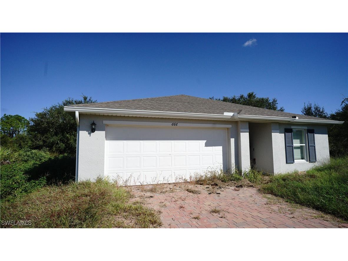 666 Vanola Court Lehigh Acres FL 33972 225075189 image2